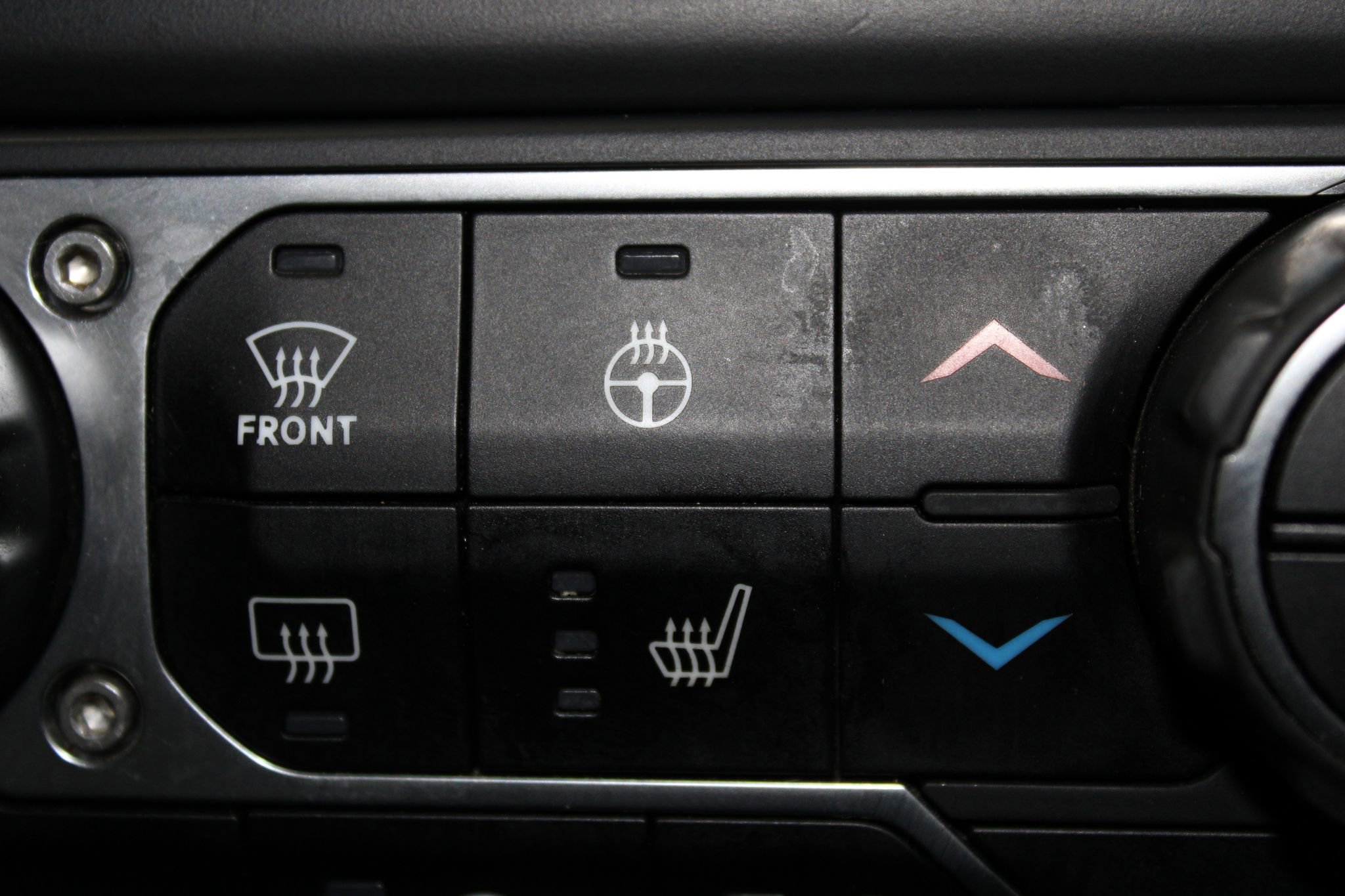 Used 2020 Jeep Gladiator Sport w/ Technology Group image 31