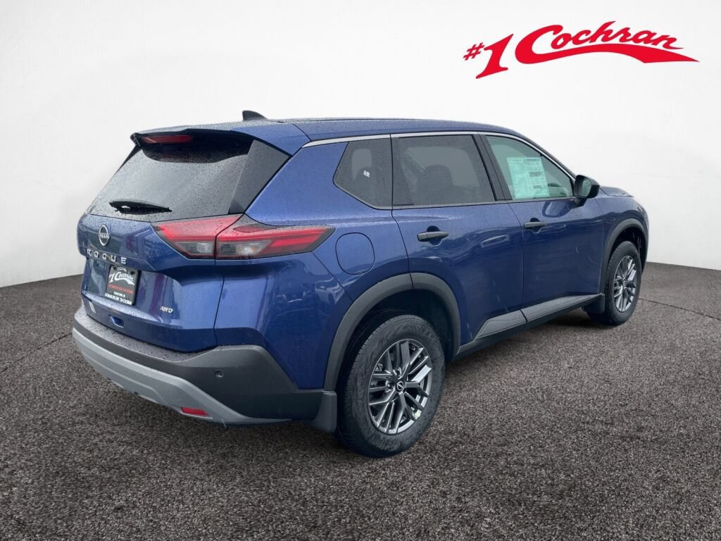 Used 2023 Nissan Rogue S AWD/4WD image 16