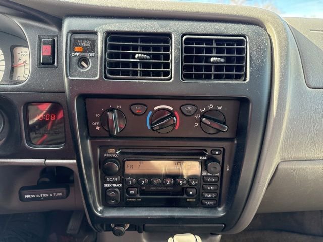 Used 2004 Toyota Tacoma PreRunner image 12