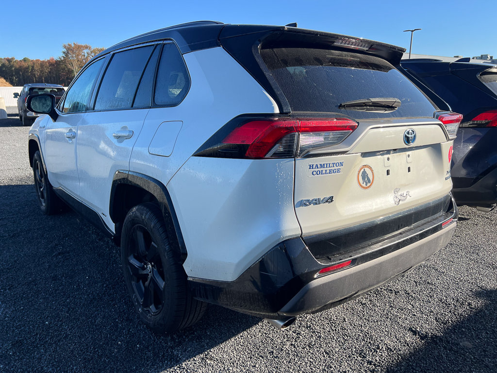 Used 2021 Toyota RAV4 XSE AWD/4WD image 4