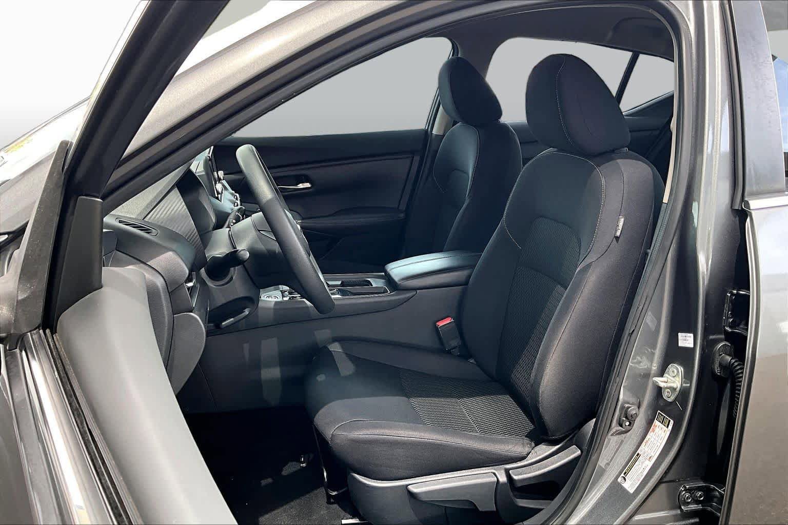 Certified 2021 Nissan Sentra S FWD image 8
