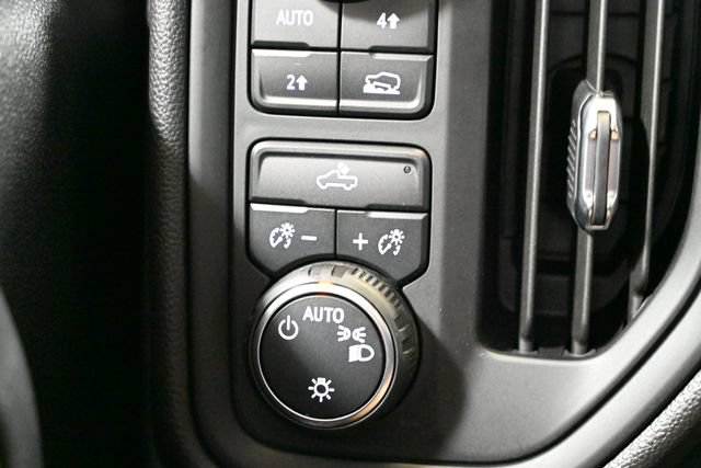 Used 2025 Chevrolet Silverado 1500 Custom w/ Turbomax Blackout Package AWD/4WD image 44
