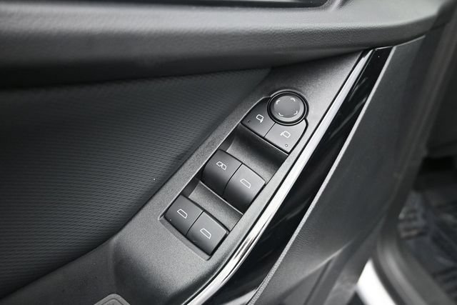 Used 2025 Chevrolet Equinox LT FWD image 13