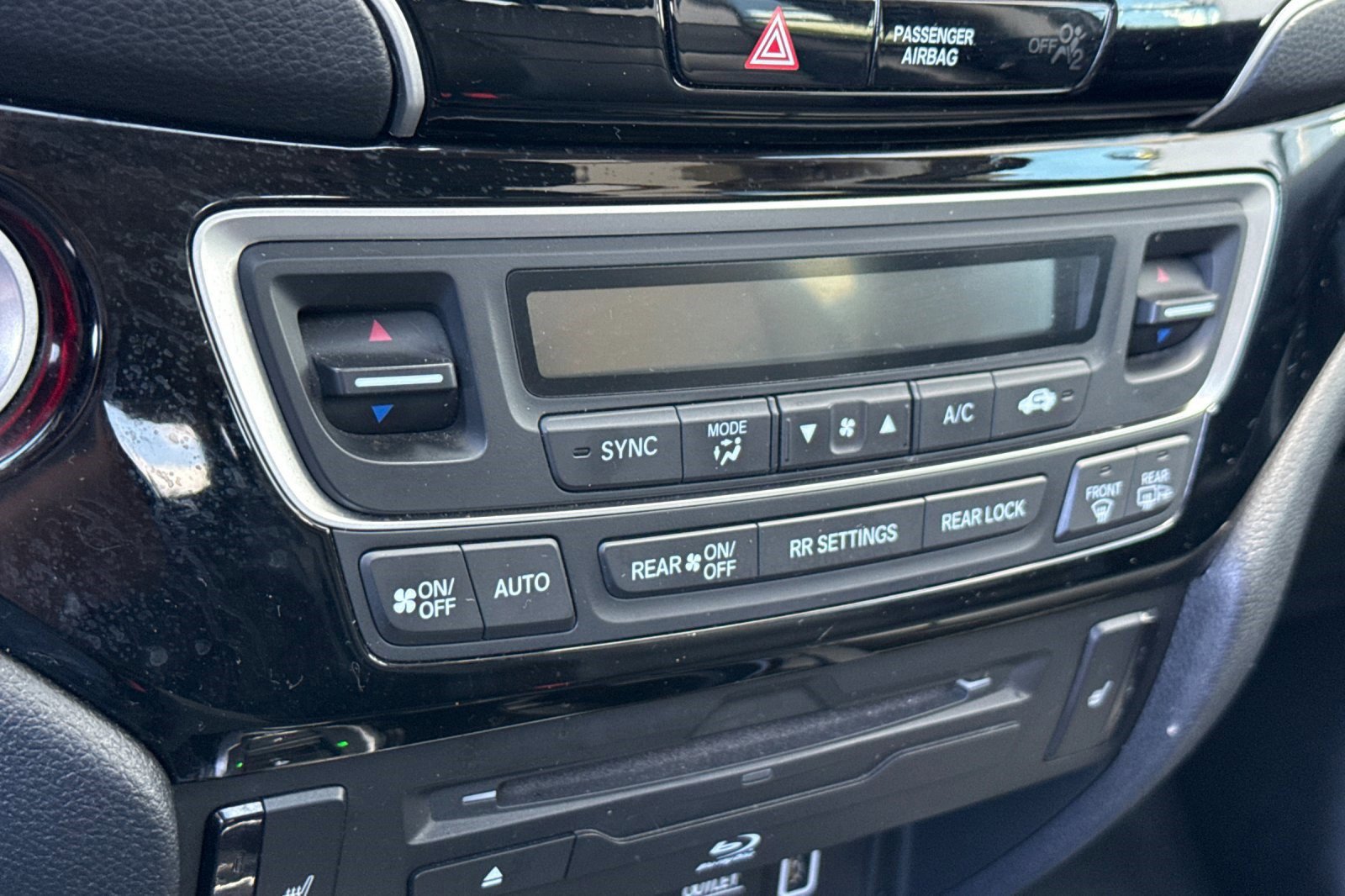 Certified 2020 Honda Pilot Touring image 17