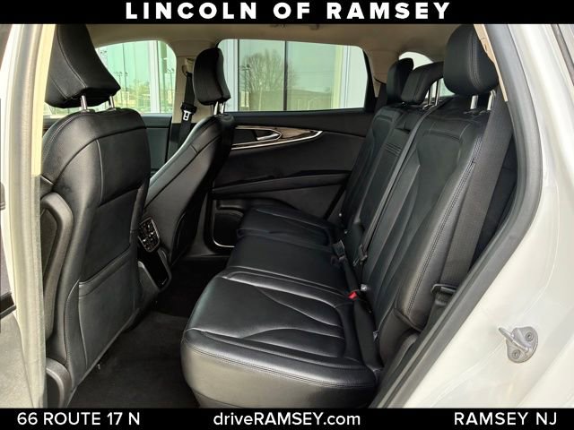 Used 2023 Lincoln Nautilus Standard image 20