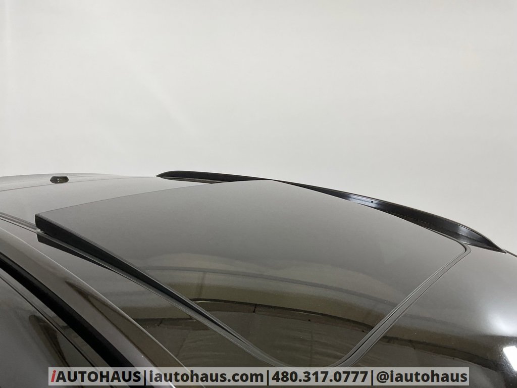 Used 2018 Porsche Macan Turbo w/ Premium Package Plus image 43