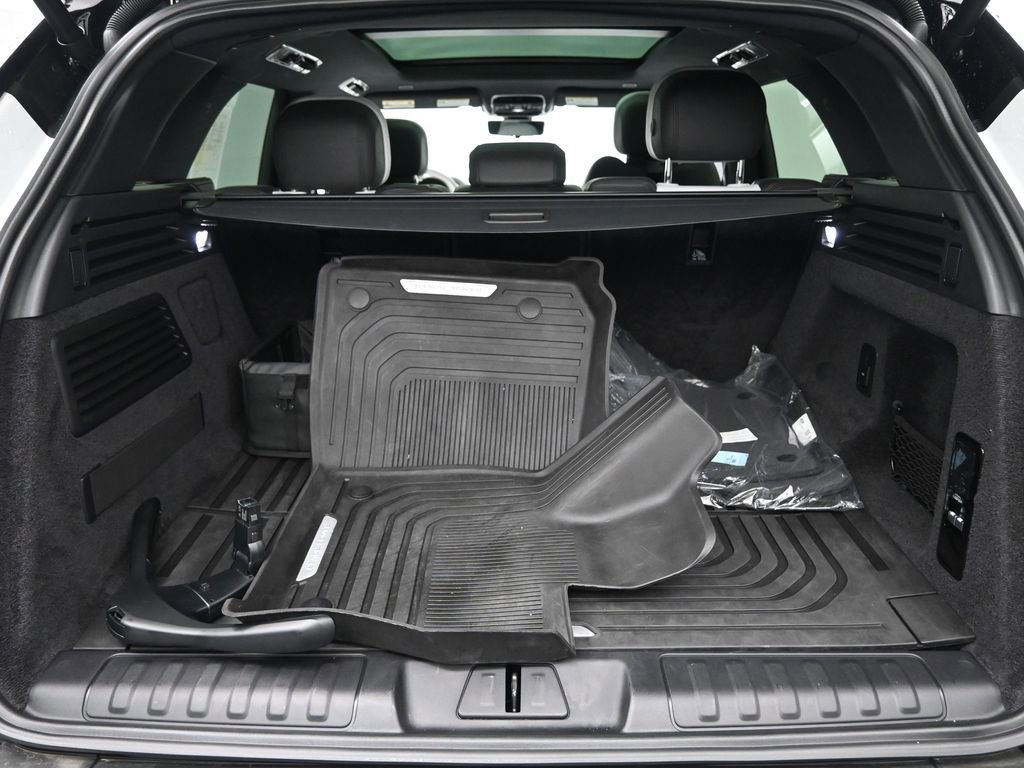 Used 2024 Land Rover Range Rover Sport Dynamic SE image 28