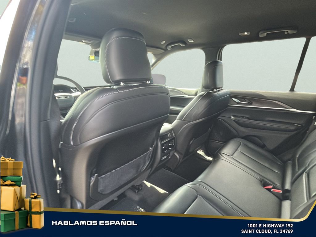 Used 2025 Jeep Grand Cherokee Limited image 23