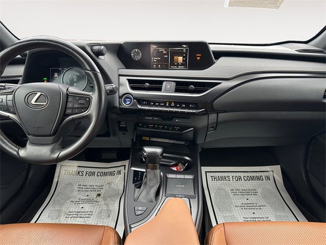 Used 2022 Lexus UX 250h w/ Premium Package image 11