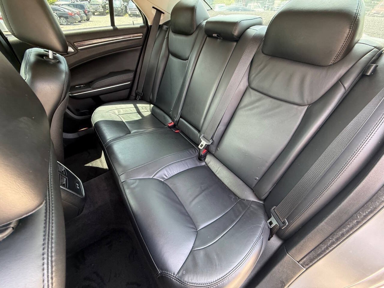 Used 2017 Chrysler 300 Limited w/ 300 Premium Group RWD image 22