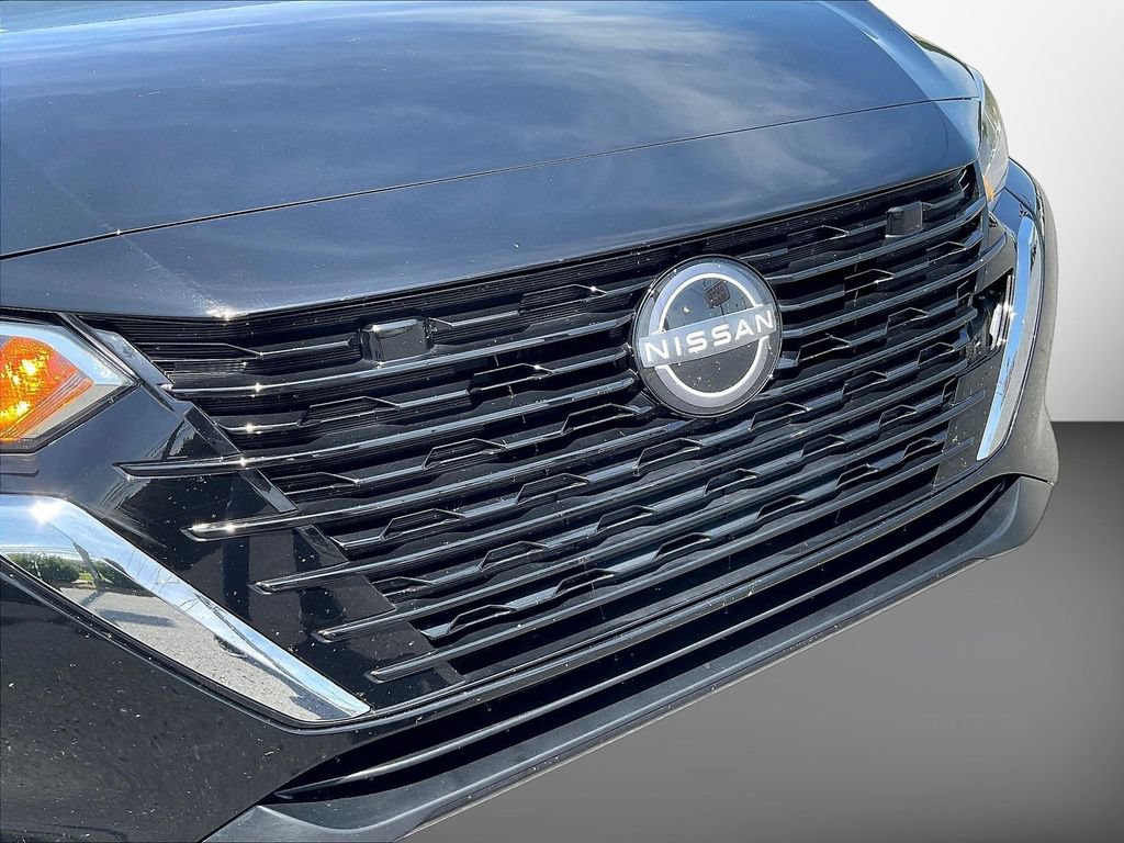 Used 2024 Nissan Sentra SV FWD image 28