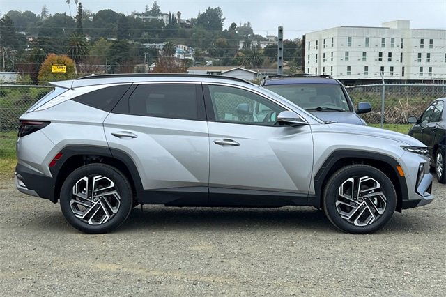 New 2025 Hyundai Tucson Limited image 5