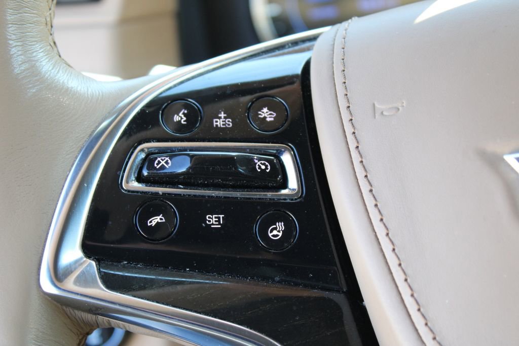 Used 2020 Cadillac Escalade Platinum w/ Escalade Sport Edition AWD/4WD image 30