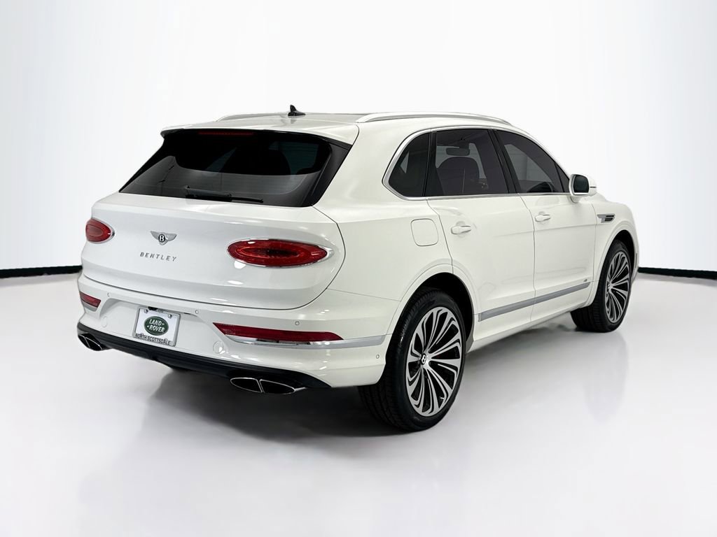 Used 2022 Bentley Bentayga image 5