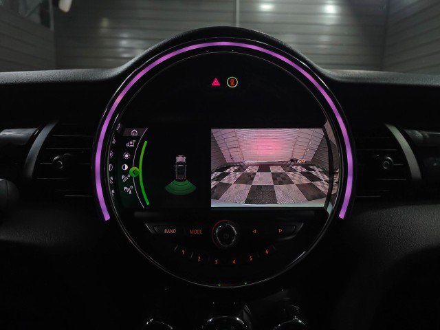 Used 2020 MINI Cooper S image 26