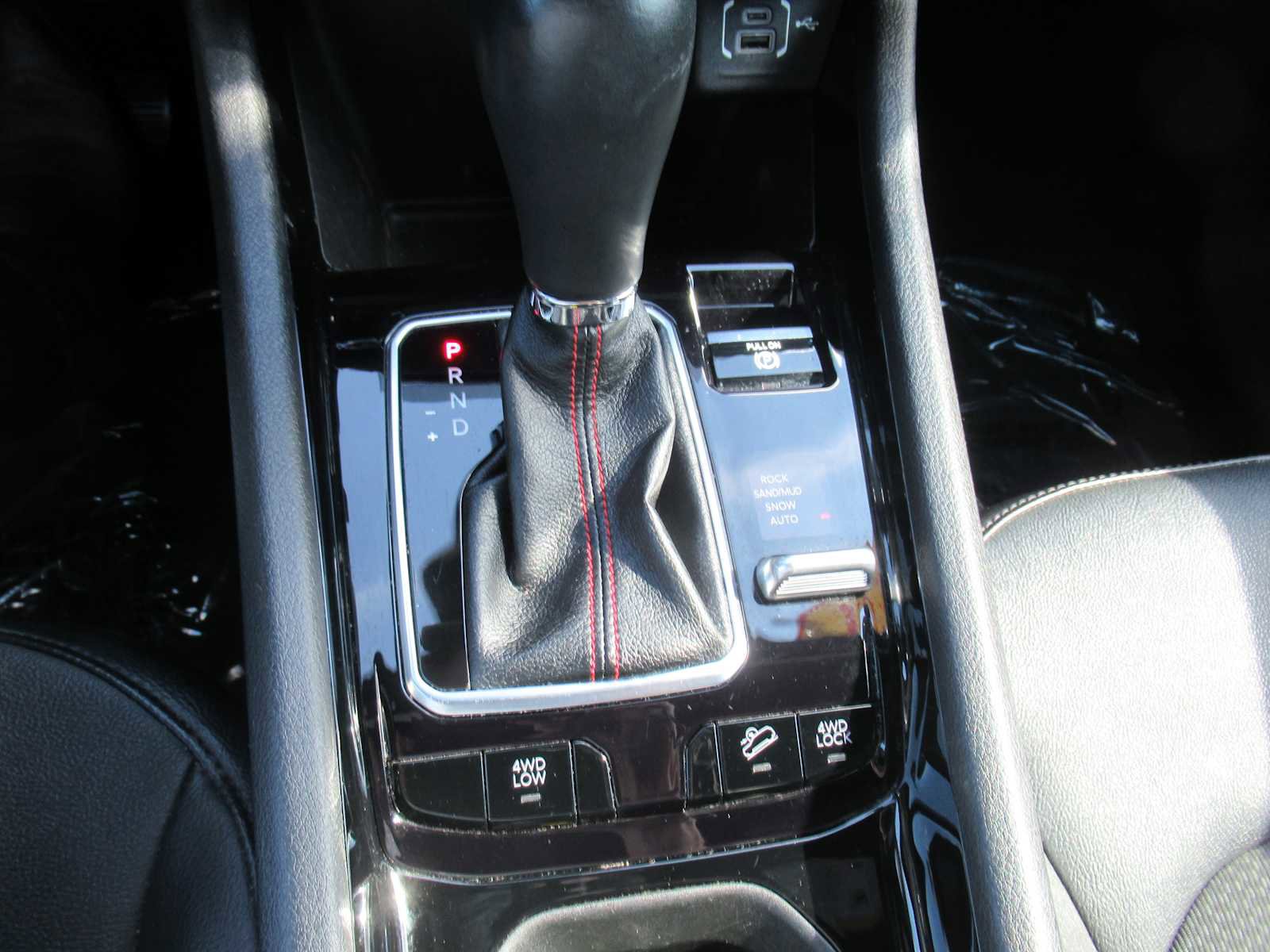 Used 2023 Jeep Compass Trailhawk image 38