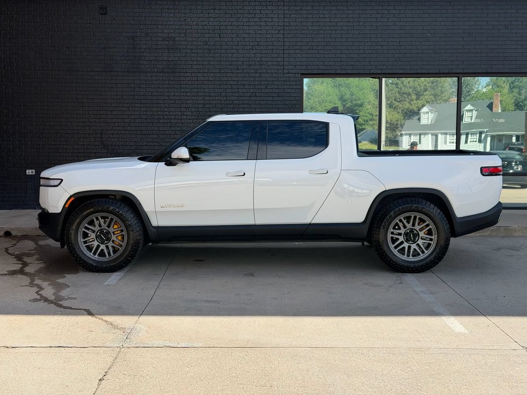 Used 2022 Rivian R1T Adventure AWD/4WD image 15
