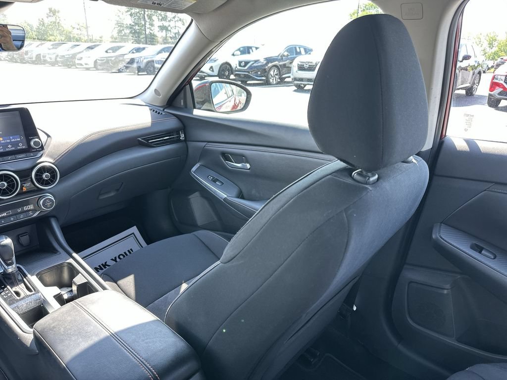 Used 2023 Nissan Sentra SR w/ Electronics Package FWD image 11