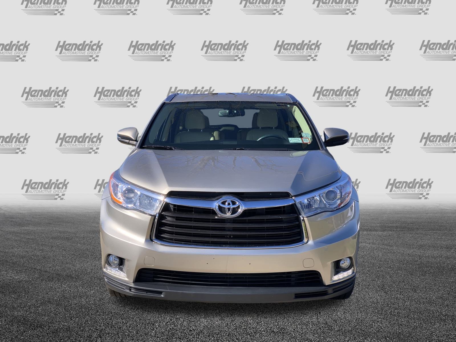 Used 2016 Toyota Highlander Limited image 3