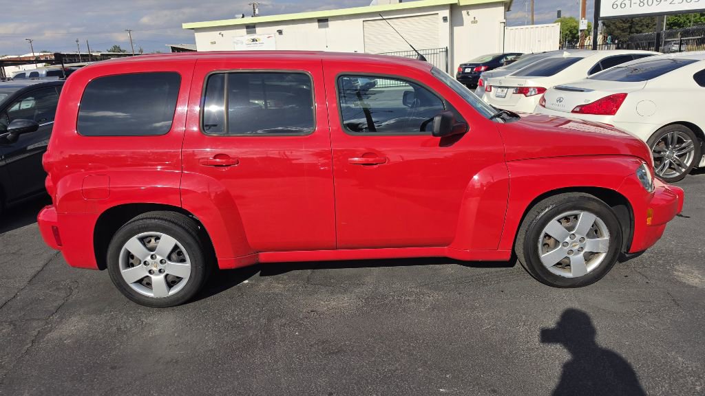 Used 2011 Chevrolet HHR LS FWD image 2