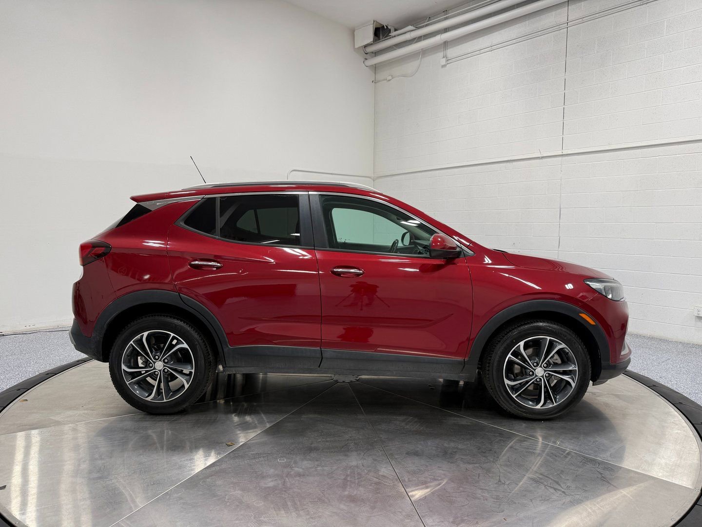 Used 2021 Buick Encore GX Select image 8