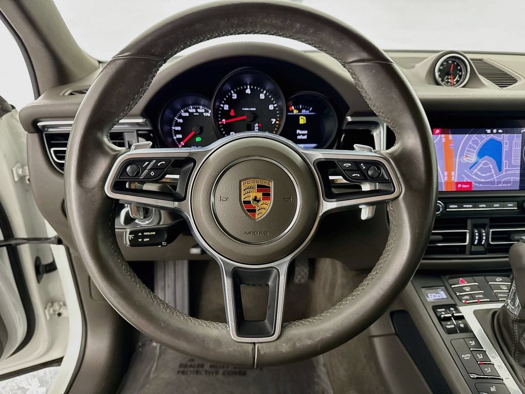 Used 2021 Porsche Macan AWD/4WD image 11