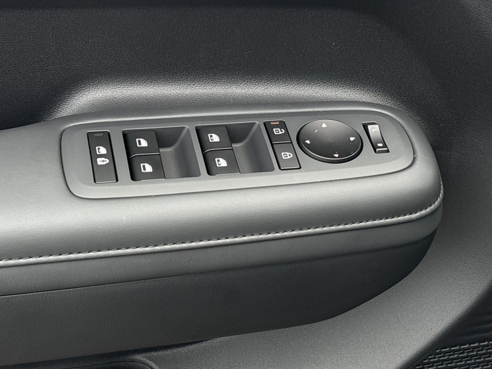 New 2027 Hyundai Santa Fe SEL AWD/4WD image 15