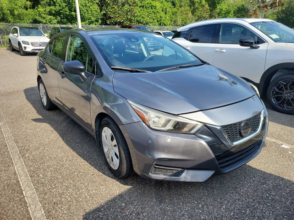 Used 2021 Nissan Versa S FWD image 2