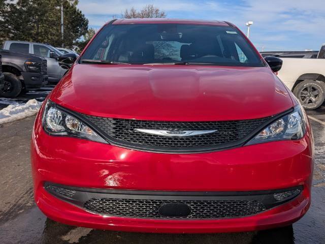 New 2026 Chrysler Voyager LX image 7