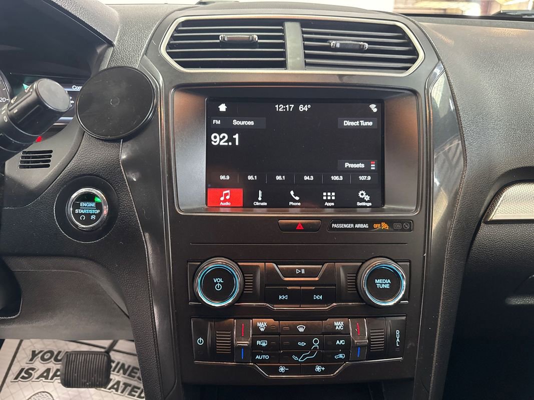 Used 2018 Ford Explorer XLT w/ Equipment Group 201A image 16