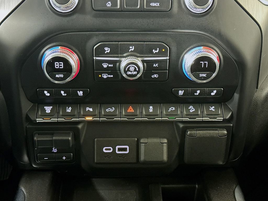 Used 2022 GMC Sierra 3500 Denali image 17