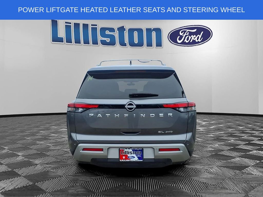 Used 2023 Nissan Pathfinder SL image 4