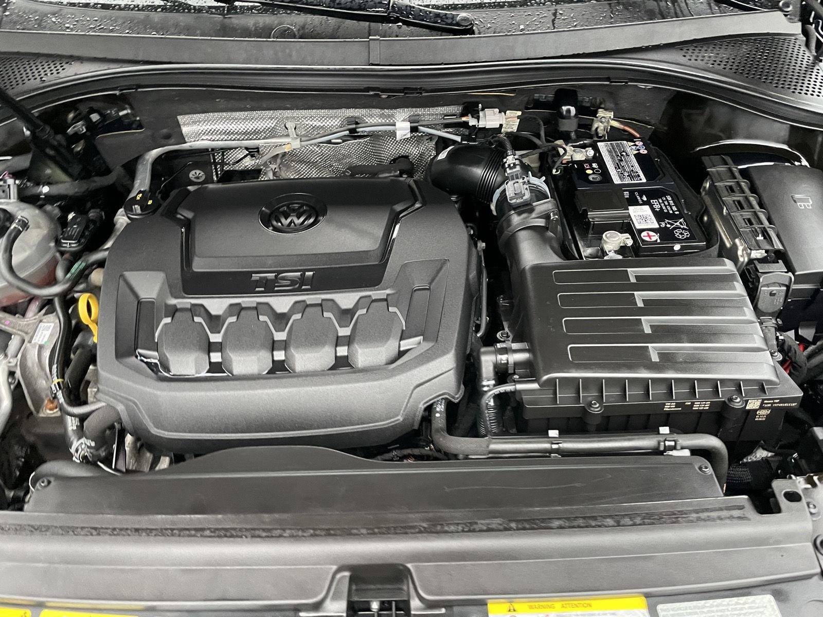 Used 2022 Volkswagen Tiguan SE AWD/4WD image 12