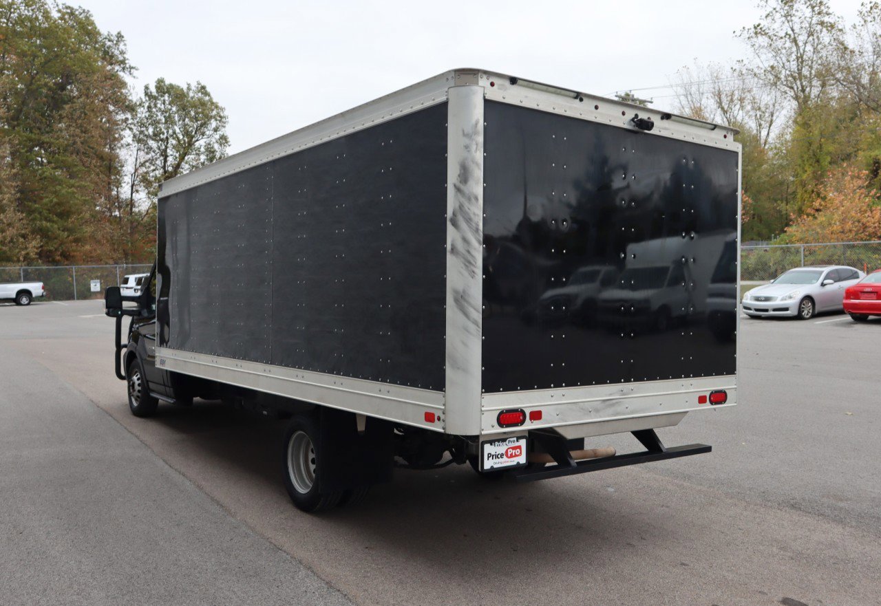 Used 2022 Ford Transit 350 image 5