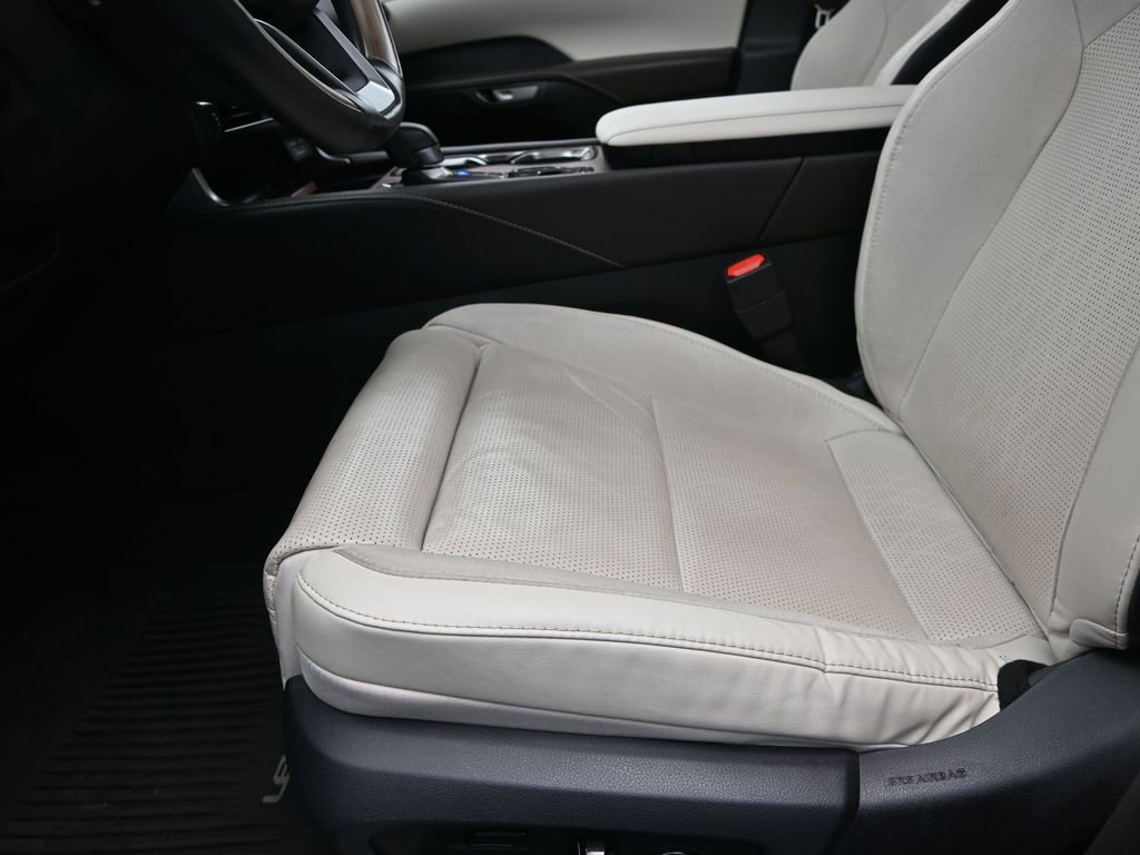 Used 2023 Lexus RX 350 AWD w/ Cold Area Package image 13