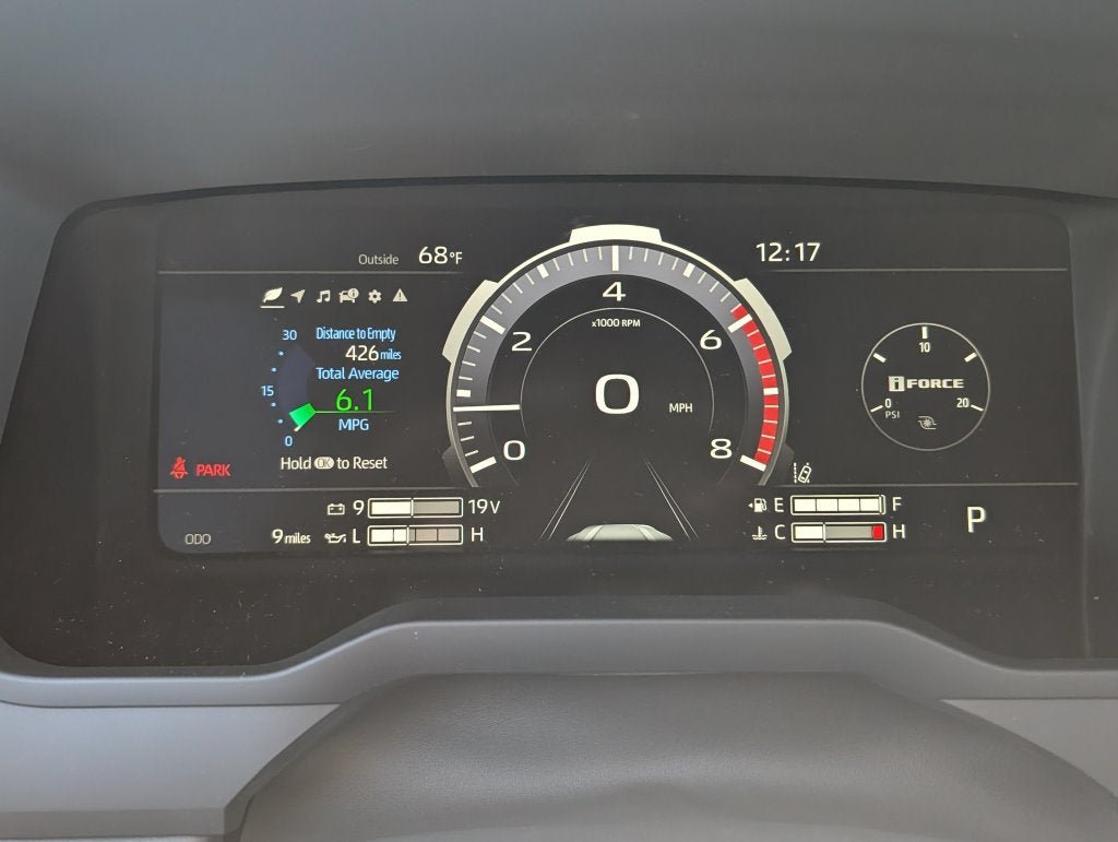 New 2026 Toyota Tundra Platinum w/ TRD Off-Road Package AWD/4WD image 18