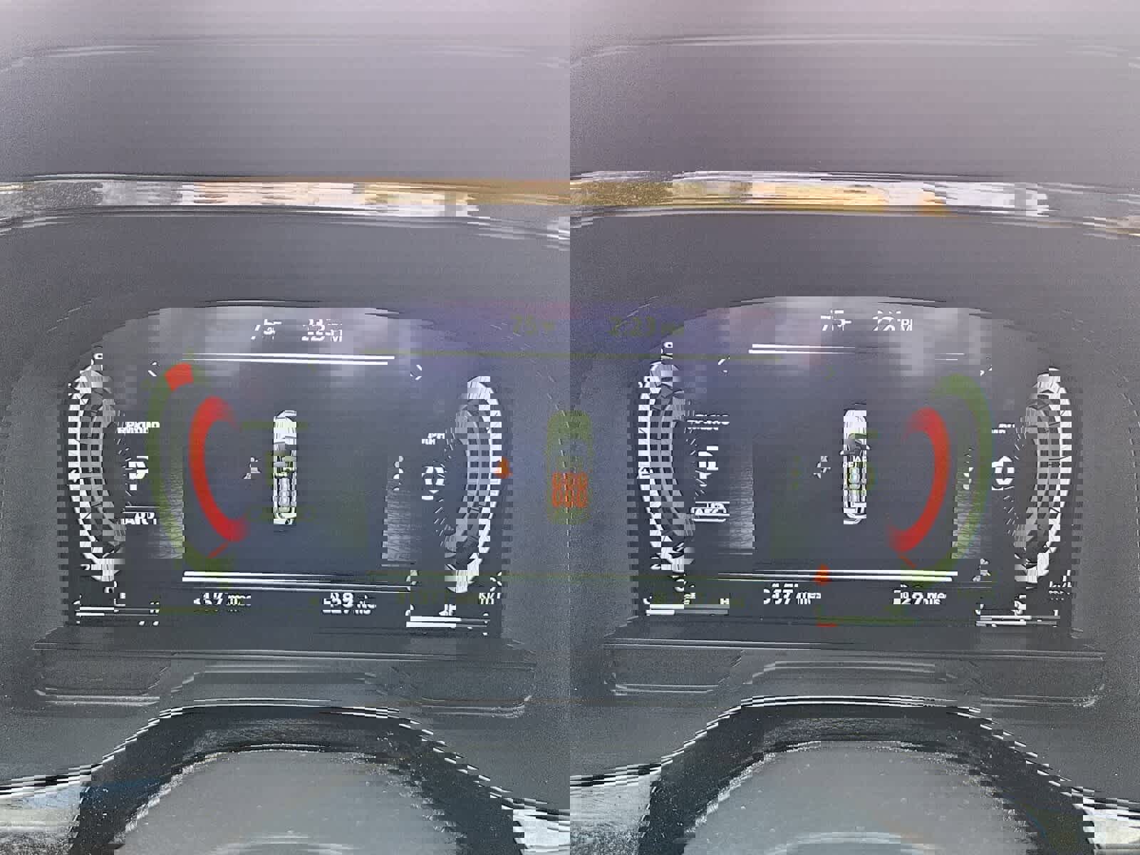 Used 2024 Nissan Pathfinder Platinum w/ Cargo Package image 14