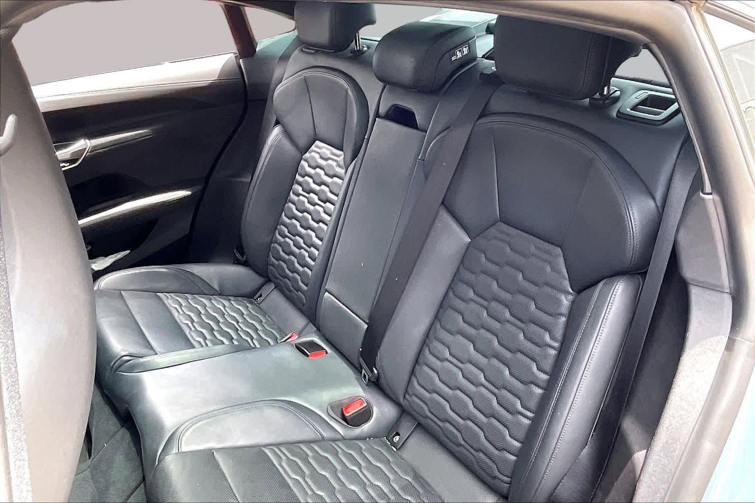 Used 2024 Audi e-tron GT Premium Plus w/ Performance Package AWD/4WD image 20