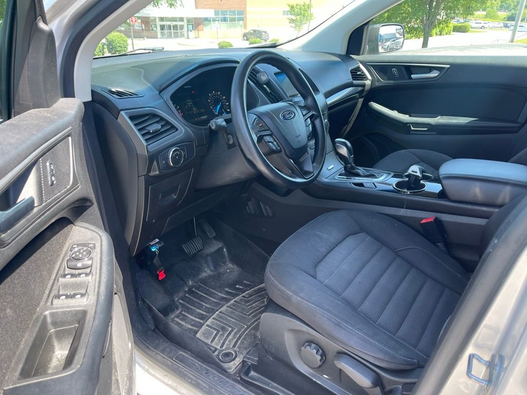 Used 2015 Ford Edge SE FWD image 5