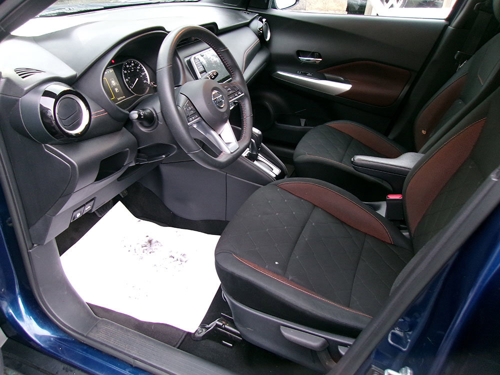 Used 2020 Nissan Kicks SR FWD image 14