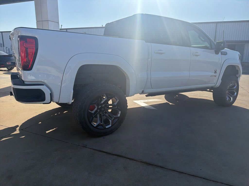 Used 2024 GMC Sierra 1500 AT4 w/ Technology Package image 3