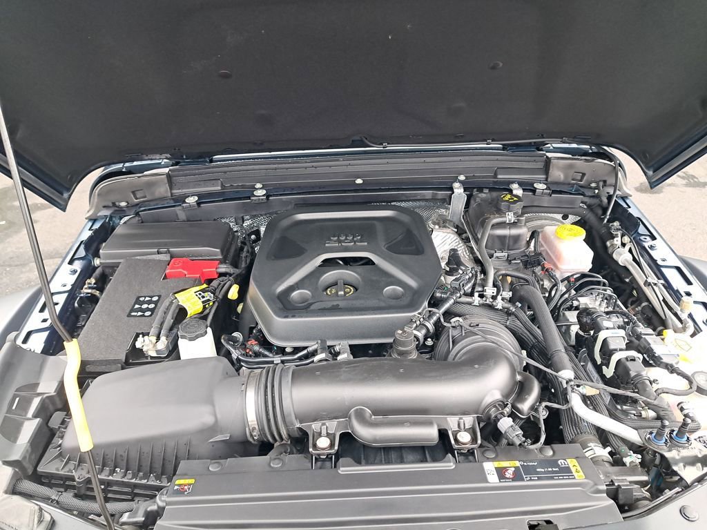 Used 2025 Jeep Wrangler Willys image 27