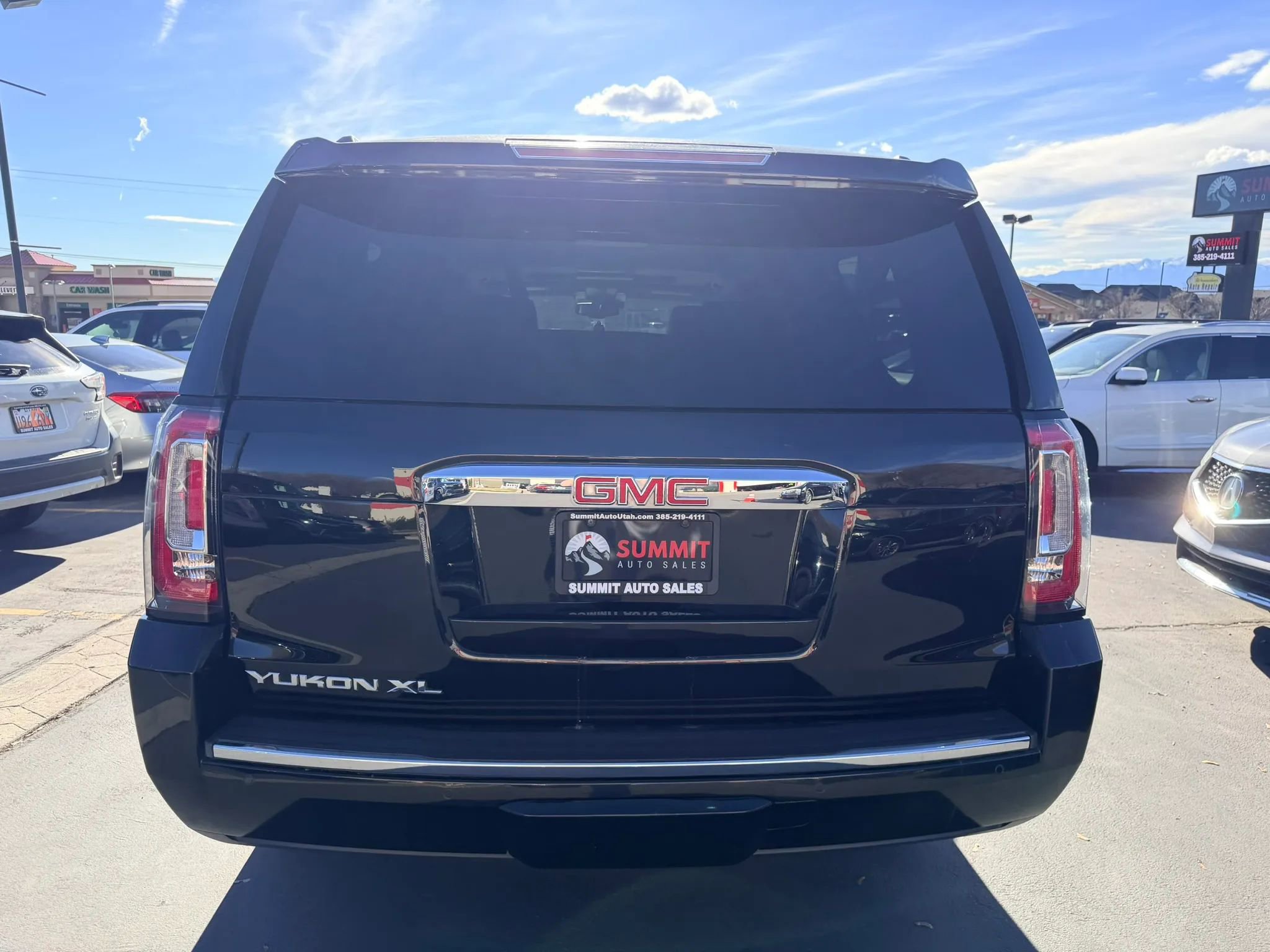 Used 2019 GMC Yukon XL Denali w/ Denali Ultimate Package image 5