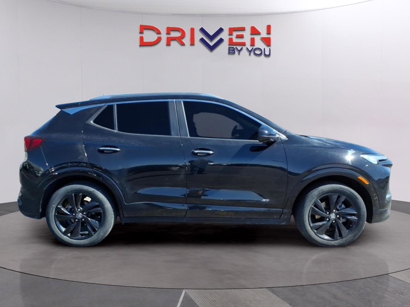 Used 2025 Buick Encore GX Sport Touring w/ Advanced Technology Package image 8