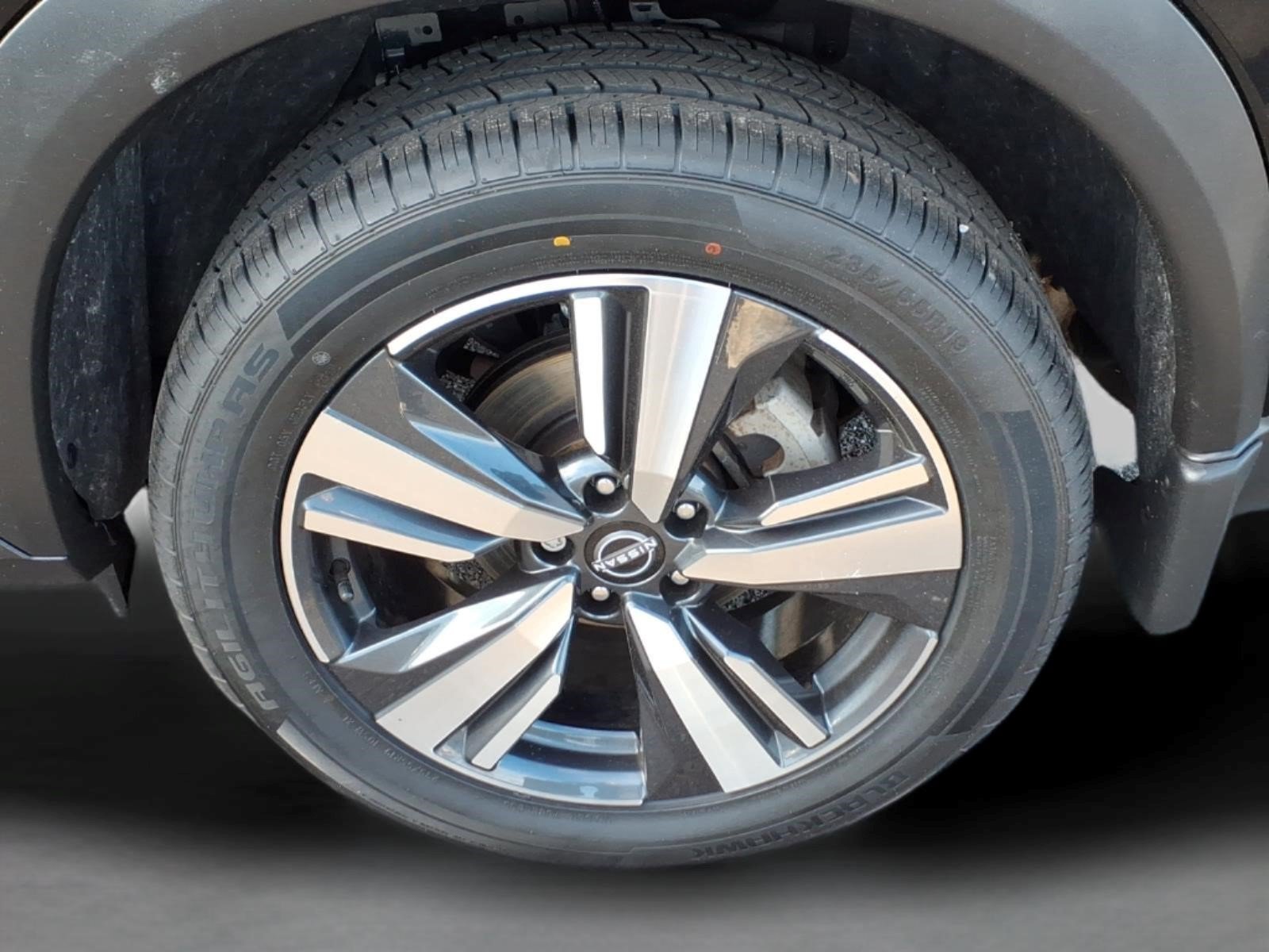 Certified 2023 Nissan Rogue SL w/ SL Premium Package AWD/4WD image 10