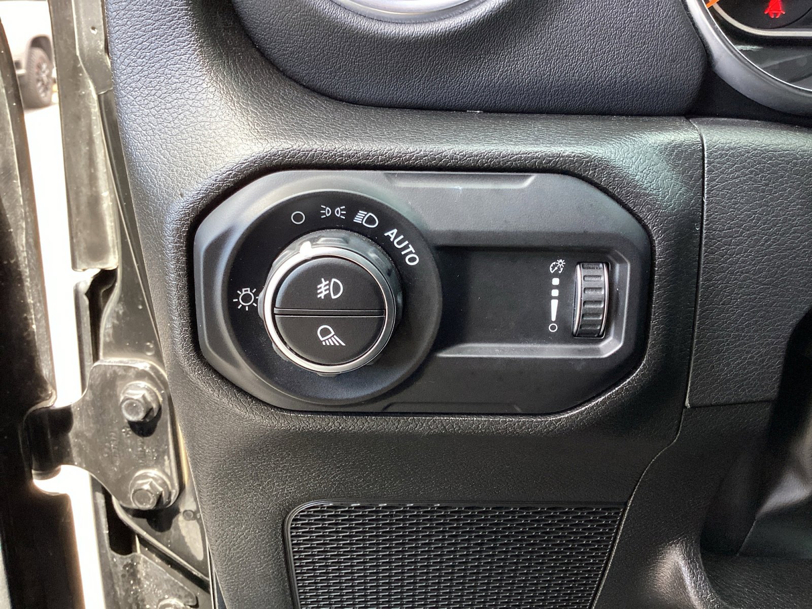 Used 2023 Jeep Gladiator Overland w/ LED Lighting Group image 25