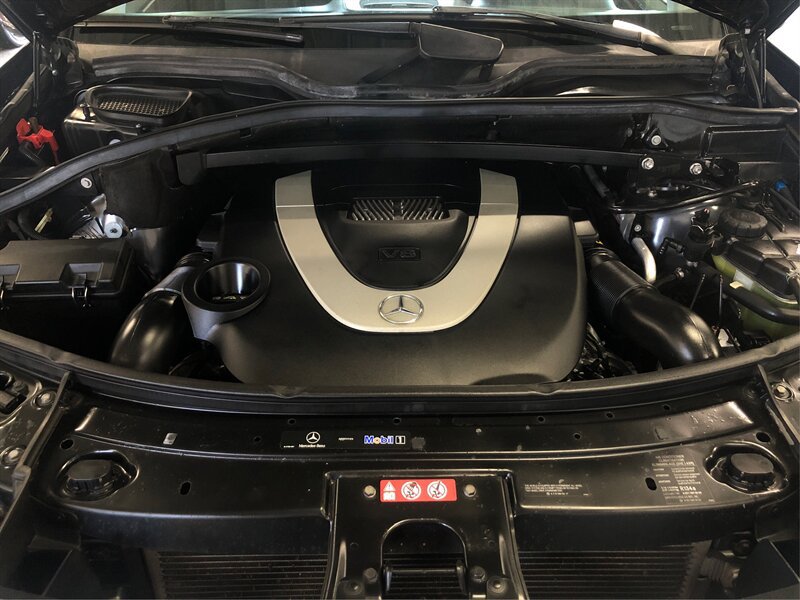 Used 2011 Mercedes-Benz GL 450 4MATIC image 11