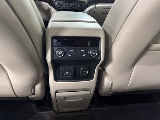 Used 2019 GMC Acadia Denali w/ Technology Package FWD image 13
