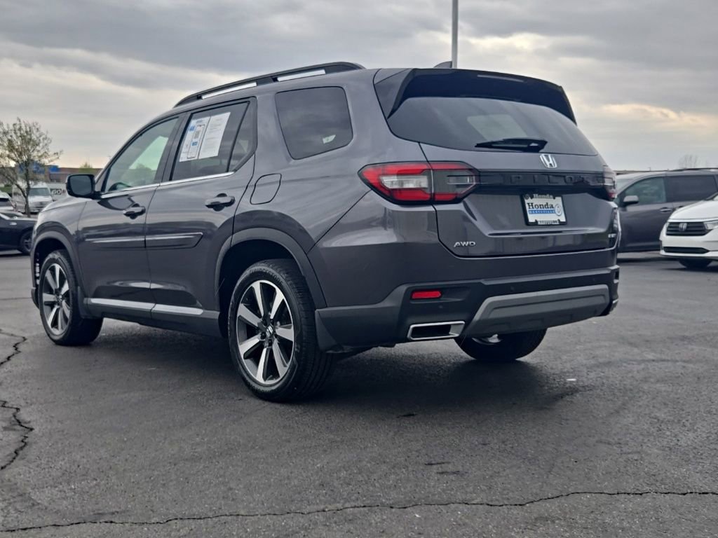 Used 2024 Honda Pilot Elite image 5