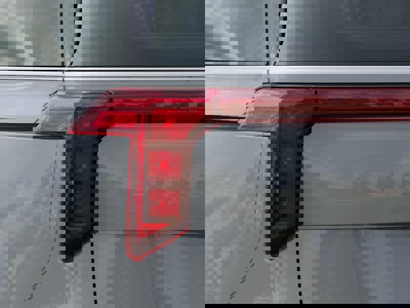 New 2026 Kia Carnival EX image 11